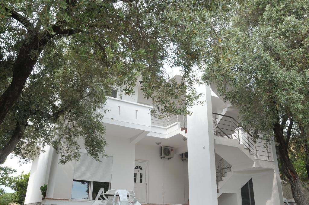 Montebello Inn Apartments Ulcinj Exterior photo